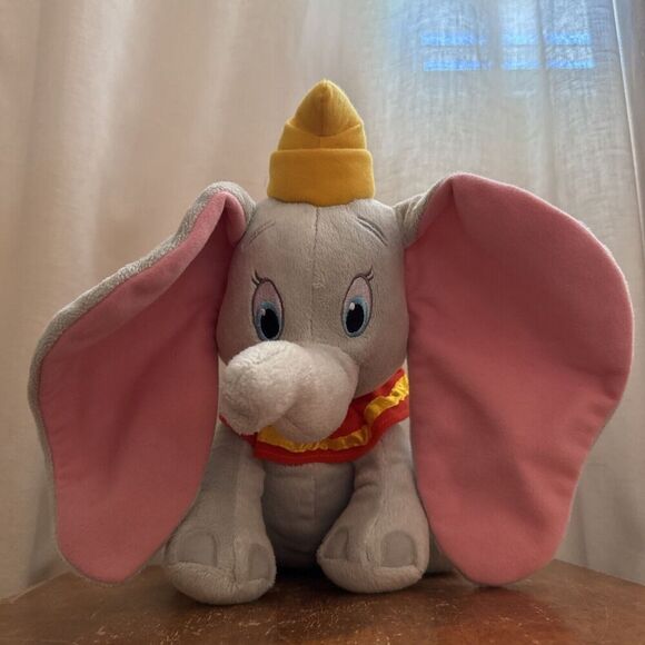 Dumbo Plush Kohls Cares Disney Stuffed Animal Elephant Toy Circus nostalgia - Picture 1 of 9
